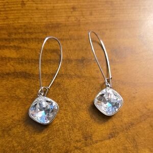 Swarovski Crystal Elegant Silver Drop Earrings